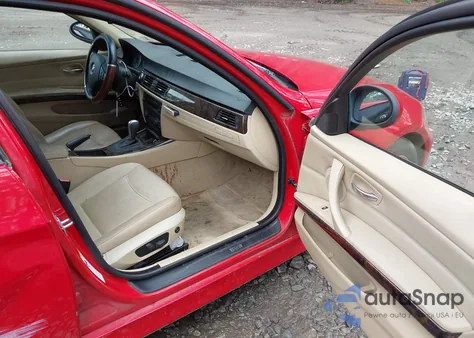 2006 BMW 325 Xit from USA, damaged, VIN WBAVT13526KW23205